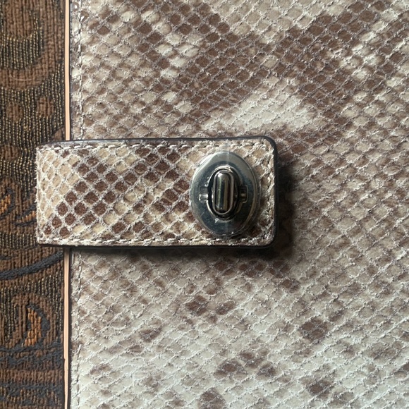 Coach Ipad case - Picture 2 of 5